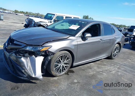 2023 Toyota Camry Se Night Shade/Se z USA, uszkodzony, nr VIN 4T1G11AK1PU802606